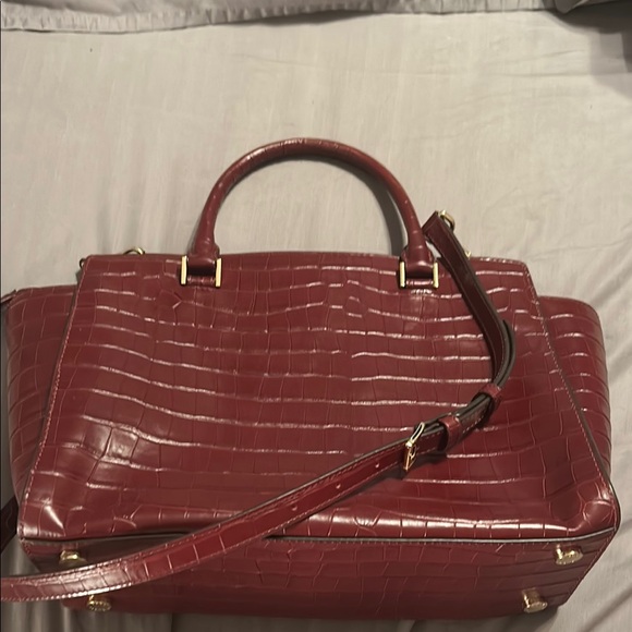 Michael Kors Burgundy Crocodile-Embossed Women's Bag - Picture 2 of 10